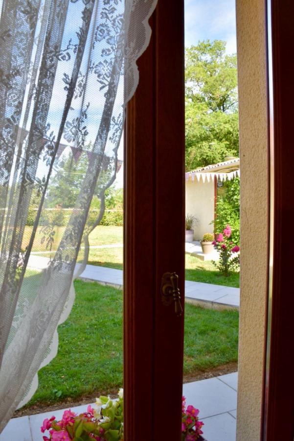 Bed and Breakfast Libellule Coussac-Bonneval Zewnętrze zdjęcie
