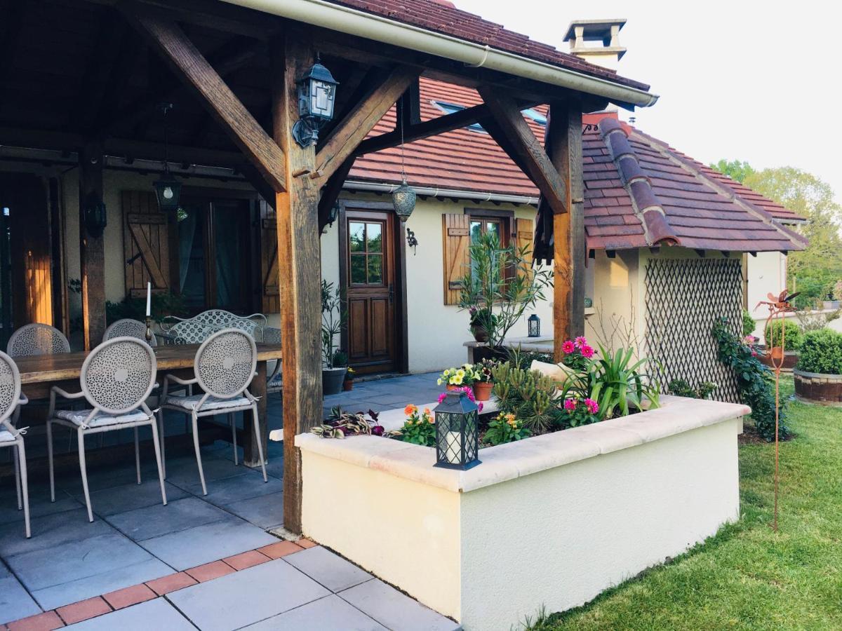 Bed and Breakfast Libellule Coussac-Bonneval Zewnętrze zdjęcie